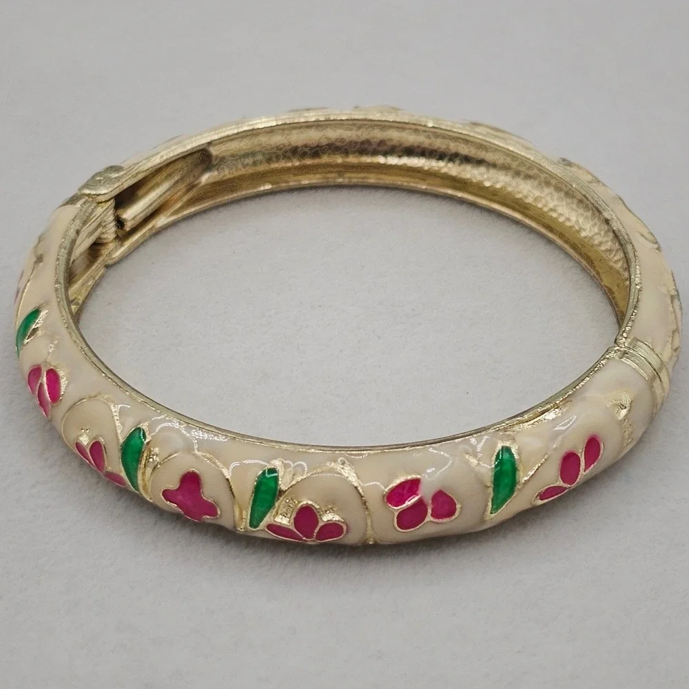 Enamel Floral Clamper Bracelet Cream Pink Gold Tone Hinged 7 Inch